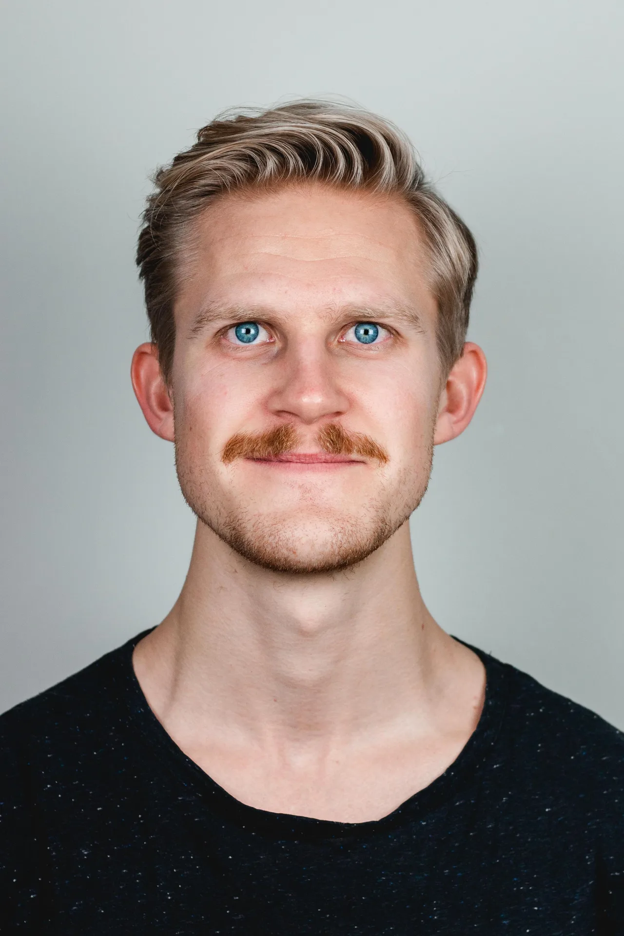 تصویر Eirik Hallert