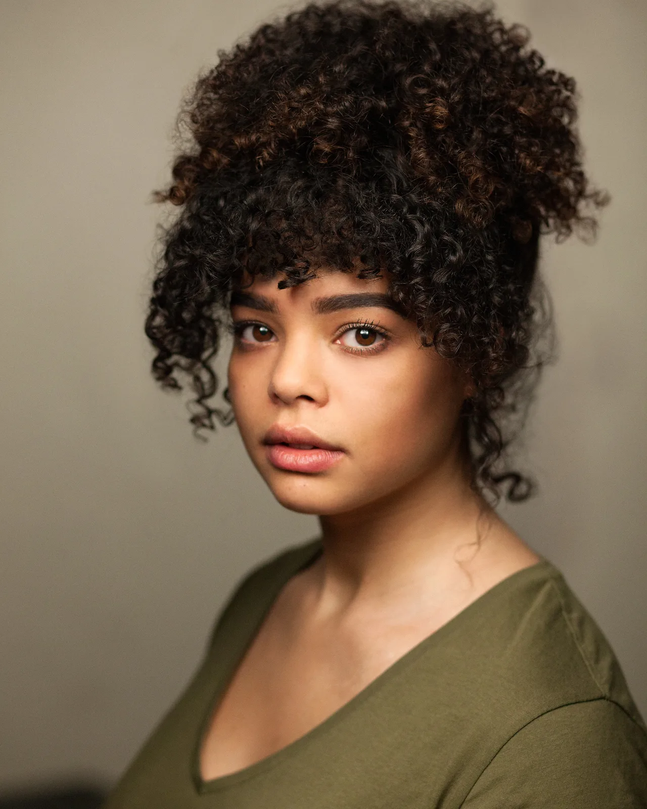 تصویر Lydia West