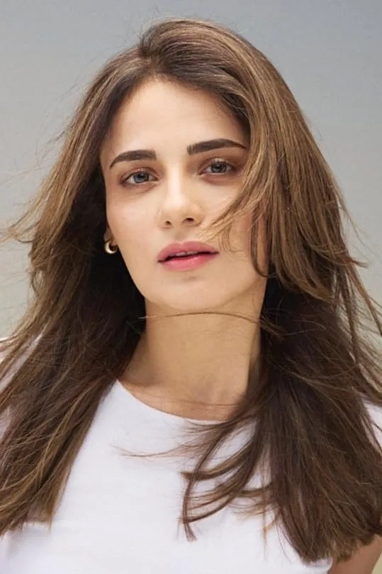 تصویر Radhika Madan