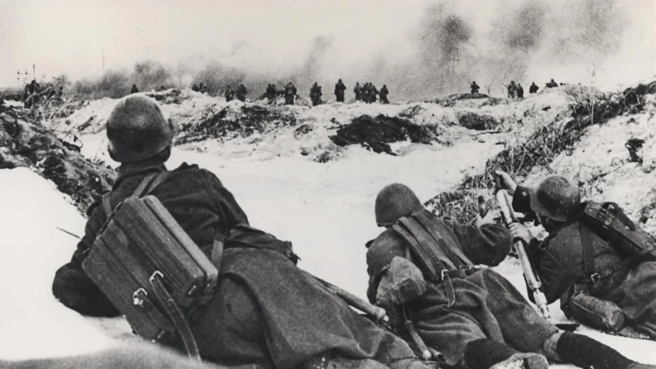 نمای پسزمینه The World at War