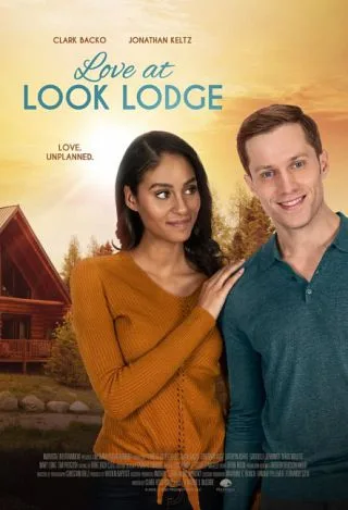 پوستر Love at Look Lodge