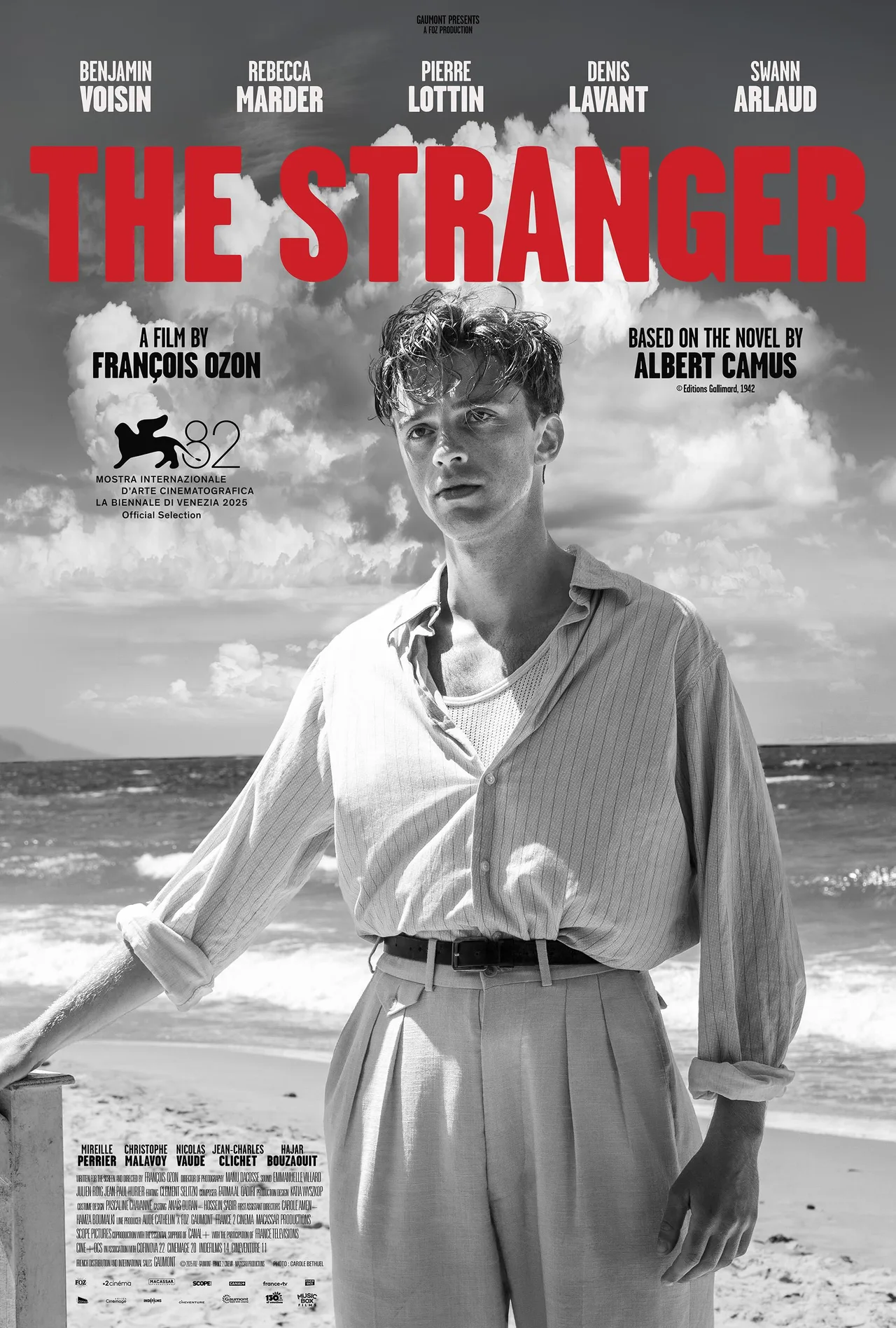 پوستر The Stranger